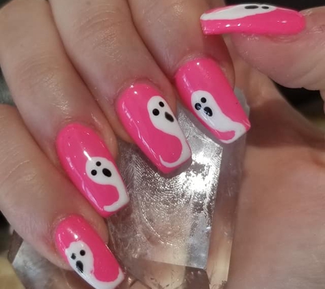 Happy Nails & Spa - Odessa, FL