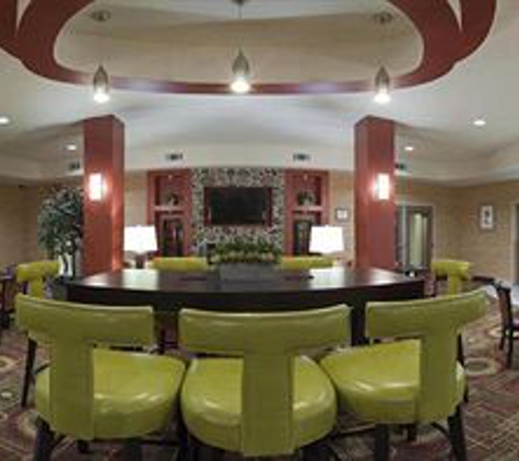 Holiday Inn Express & Suites Winona North - Winona, MS