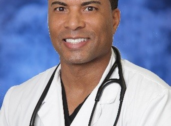 Dr. Christopher J Davis, MD - Bradenton, FL