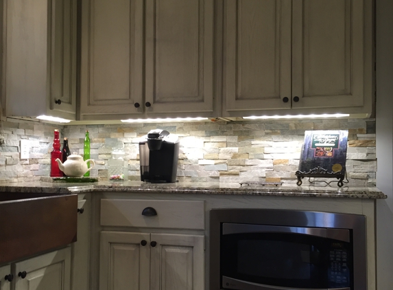 Pierce Custom Cabinets - Crossroads, TX