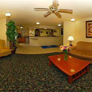 Baymont Inn & Suites - Fort Dodge, IA