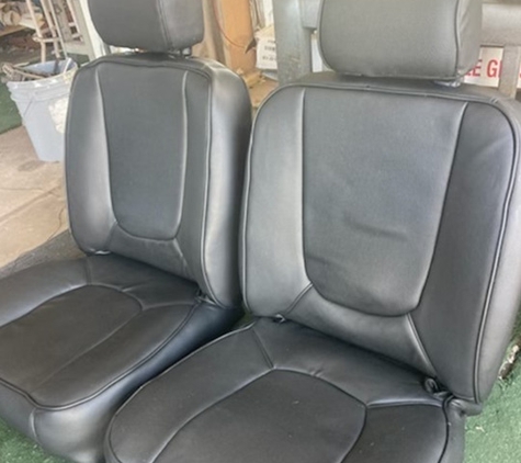 Auto Upholstery in Longwood Convertible Man - Longwood, FL