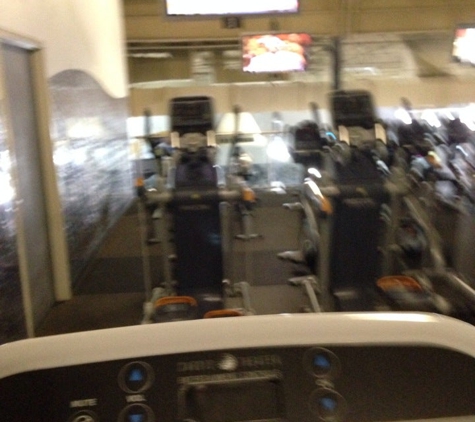 24 Hour Fitness - Compton, CA