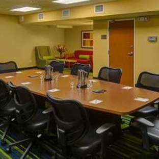 Fairfield Inn & Suites - Bellevue, WA