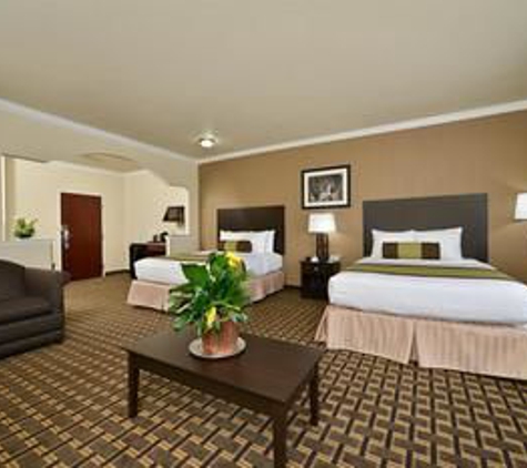 Best Western Plus Cutting Horse Inn & Suites - Weatherford, TX