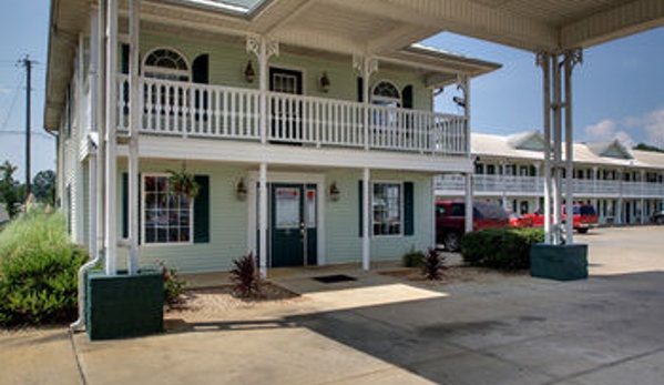 Keywest Inn - Childersburg, AL