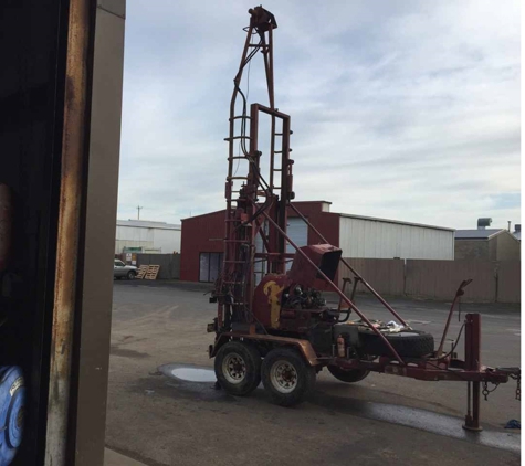 Gladman Des & G A - Warrnambool, VIC