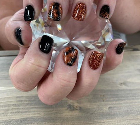 Underground Nails - Cookeville, TN