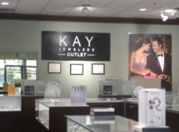 Kay Jewelers - Hicksville, NY