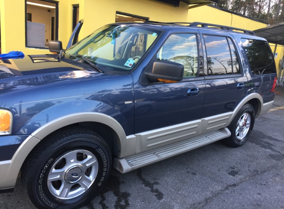 Spotless Shine Customized Upholstery & Auto Detail, LLC - Slidell, LA. 2005 Expedition