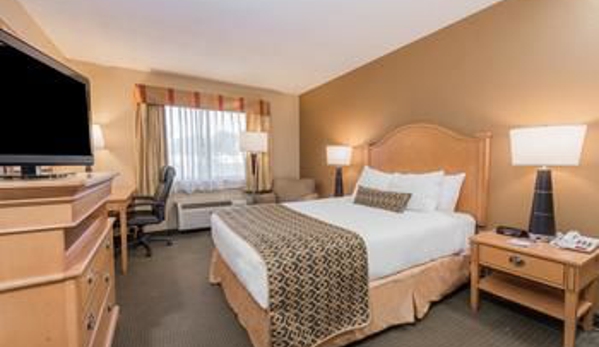 Baymont Inn & Suites - Lancaster, OH