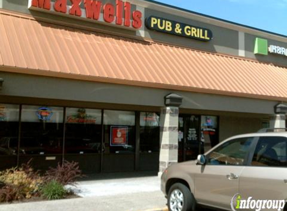 Maxwells Pub & Grill - Beaverton, OR