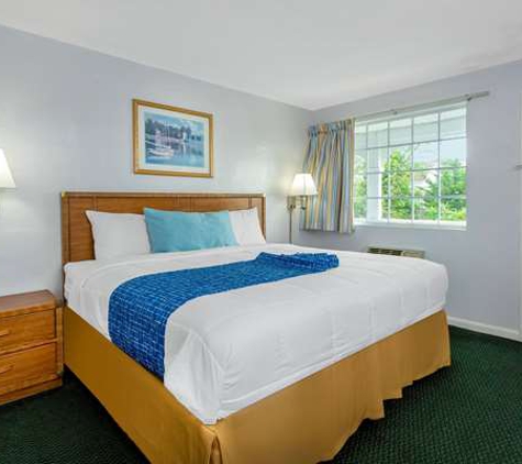 Travelodge by Wyndham Cape Cod Area - West Dennis, MA