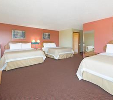 Days Inn by Wyndham Cameron - Cameron, MO