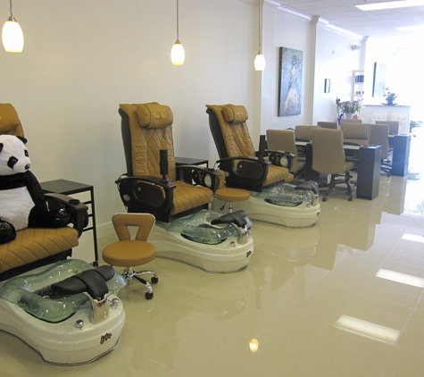 The Polished Nails & Day Spa - Estero, FL