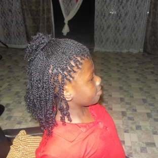Sharon African Hair Braiding