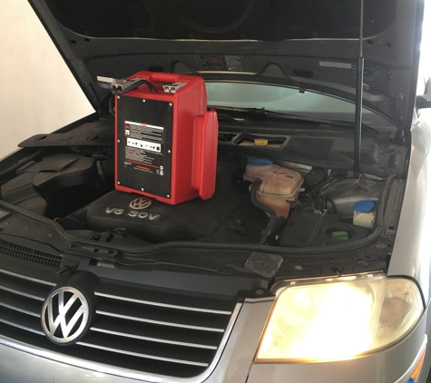 Broward Battery Jump Start and Lockout Services - Davie, FL