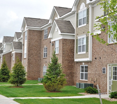 Towne Lakes Apartments - Appleton, WI