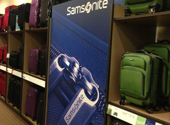 Samsonite - Riverhead, NY