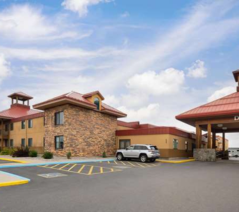 Days Inn and Suites Bozeman - Bozeman, MT