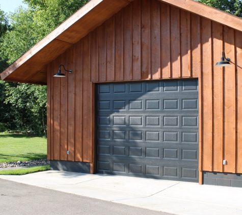 CW Garage Door Distribution - Woodville, WI