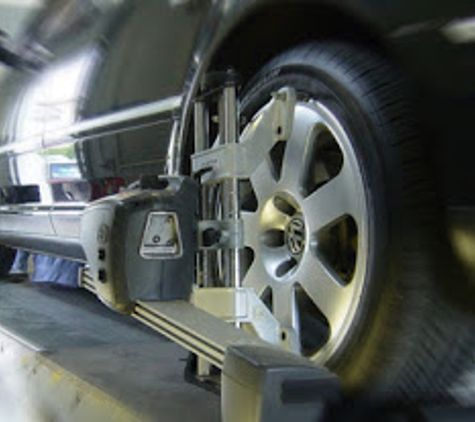 Kaz's Main Street Garage - Collierville, TN. Wheel Alignment Service Collierville, TN