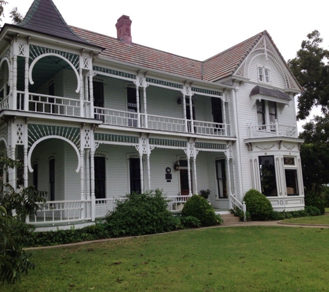 Barr Mansion & Artisan Ballroom - Austin, TX