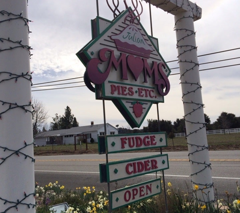 Mom's Pie House - Julian, CA