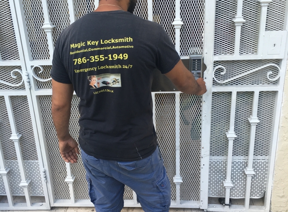 Magic Key Locksmith - Miami Beach, FL