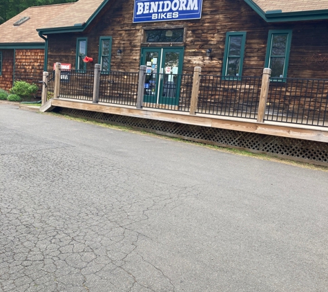 Benidorm Bikes & Snowboards - Canton, CT