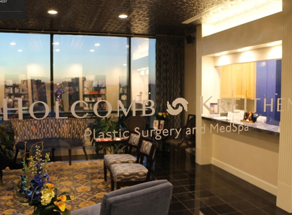 Holcomb-Kreithen Plastic Surgery and MedSpa - Sarasota, FL