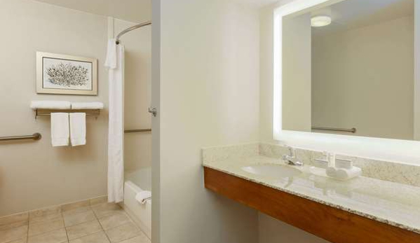 Homewood Suites by Hilton St. Petersburg Clearwater - Clearwater, FL