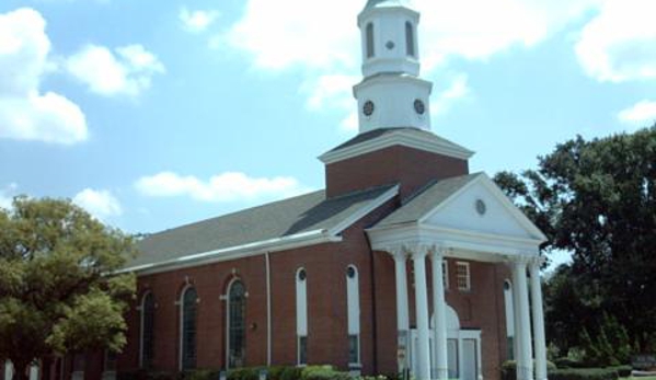 Hyde Park Presbyterian Church - Tampa, FL