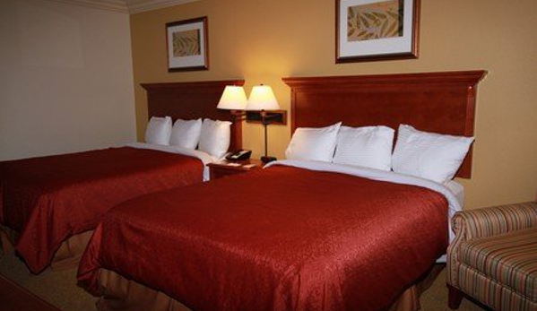 Country Inns & Suites - Nashville, TN