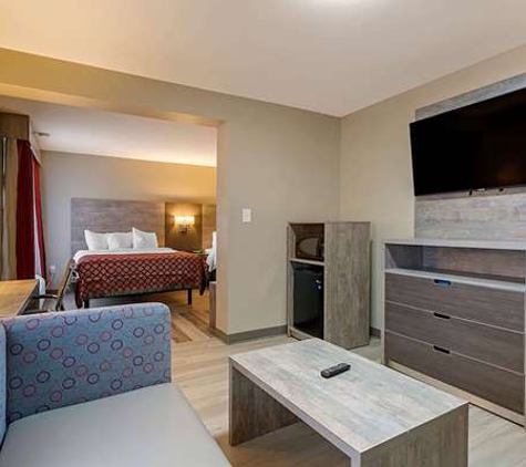 Days Inn & Suites by Wyndham Bowling Green - Bowling Green, KY