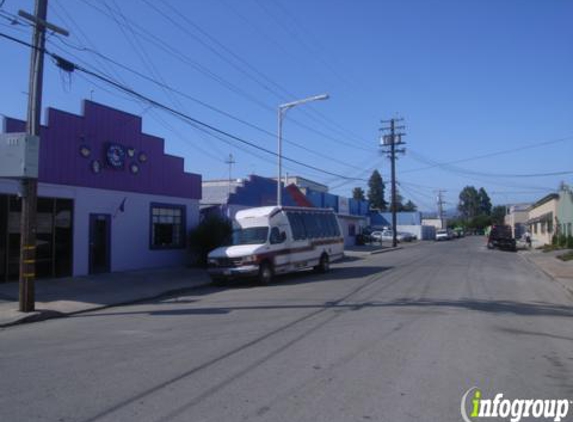 Planet Pooch Doggie Daycare - Redwood City, CA