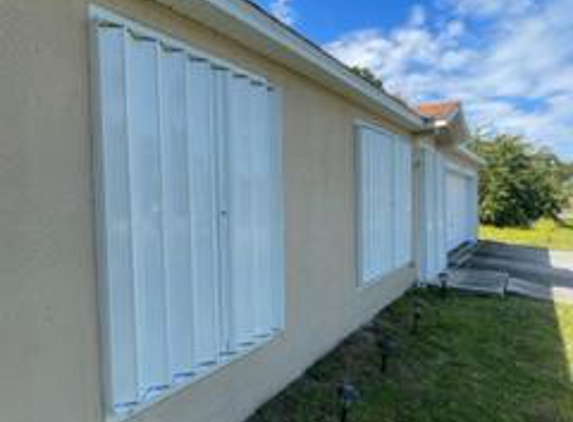 Ez Up Exteriors - Melbourne, FL