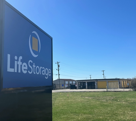 Life Storage - Batavia, OH
