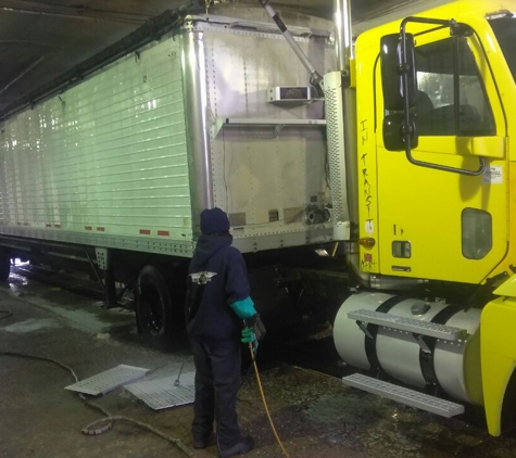 Eagle Truck Wash - Commerce City, CO