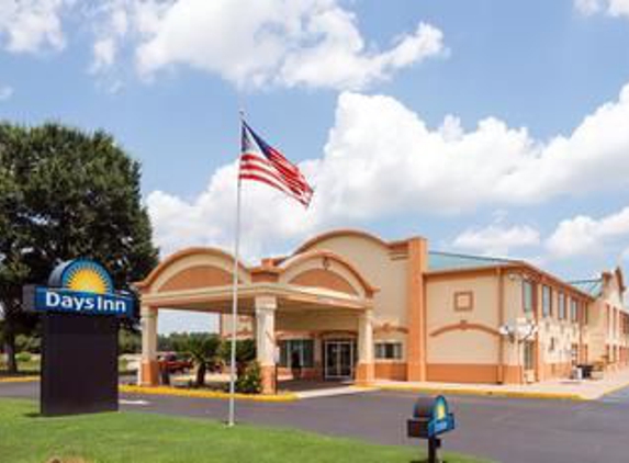 Days Inn - Montgomery, AL