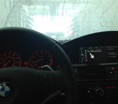 WildWater Express Carwash - Huntington Beach, CA