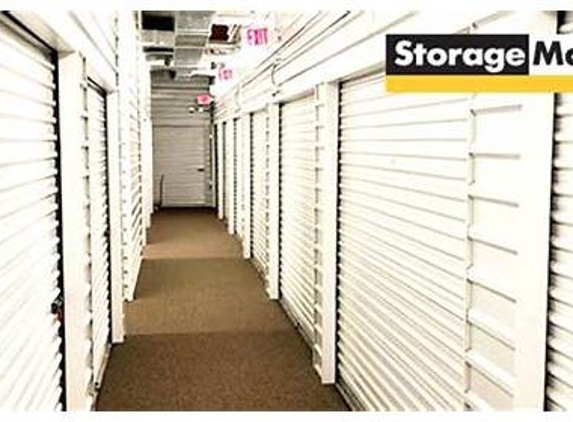 StorageMart - La Vista, NE