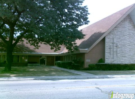 Elston Ave United Methodist Church - Chicago, IL