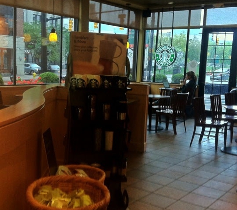 Starbucks Coffee - Grand Rapids, MI