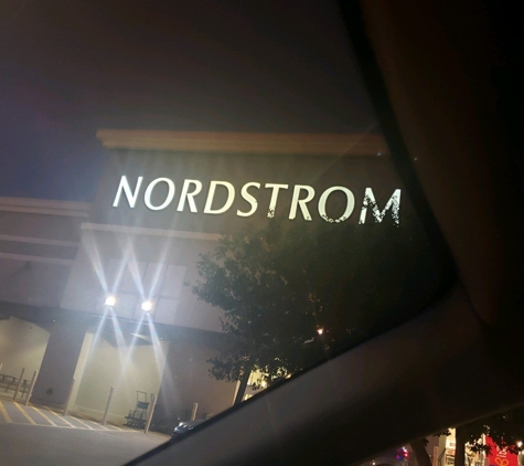 Nordstrom Rack Gallery on the Parkway - Dallas, TX