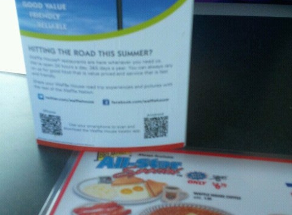 Waffle House - Saint Joseph, MO