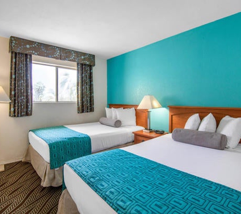 Howard Johnson Suites By Wyndham San Diego Chula Vista Bayfront - Chula Vista, CA