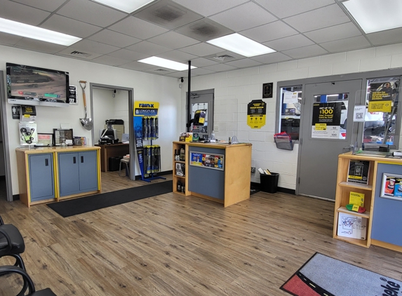 Meineke Car Care Center - Murrells Inlet, SC