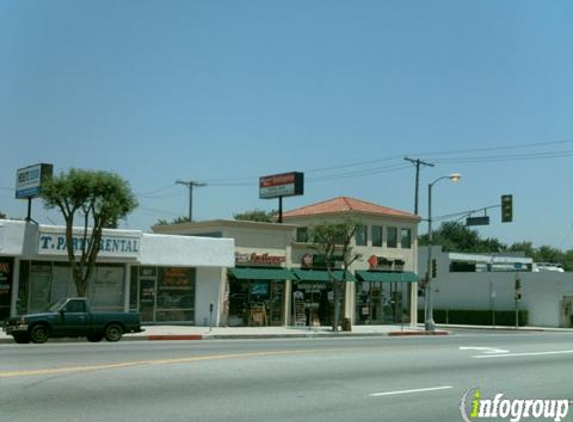 Royal Oak Hardwood Floor Co - Tarzana, CA