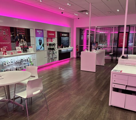 T-Mobile - Flushing, NY